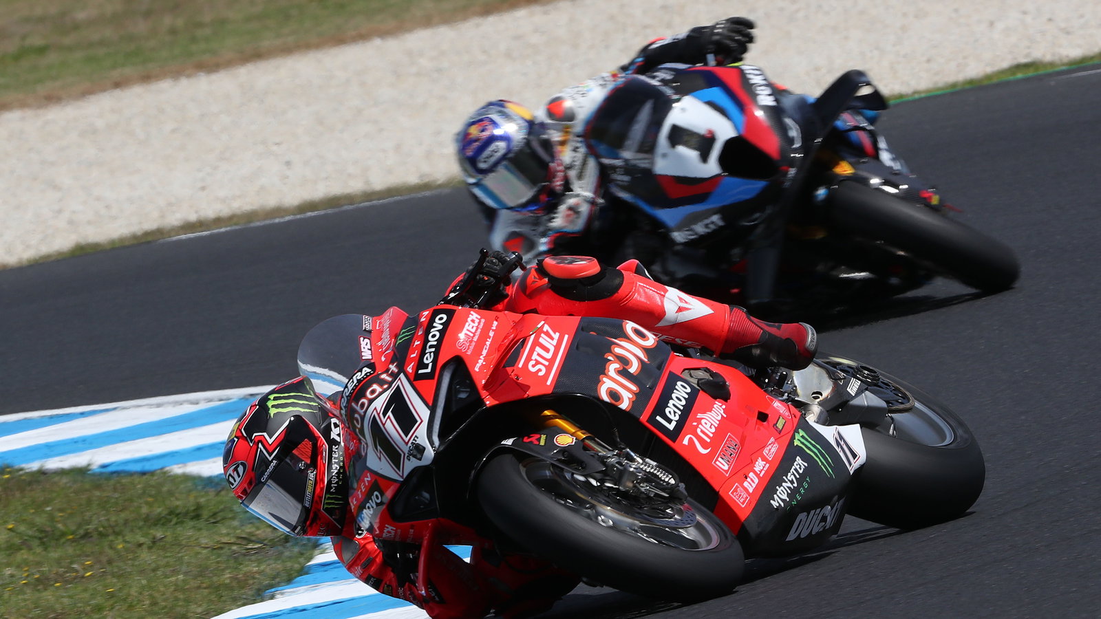 Nicolo Bulega leads Toprak Razgatlioglu, 2025 Australian WorldSBK. Credit: Gold and Goose.